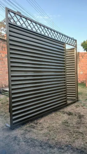 Portao de garagem novo