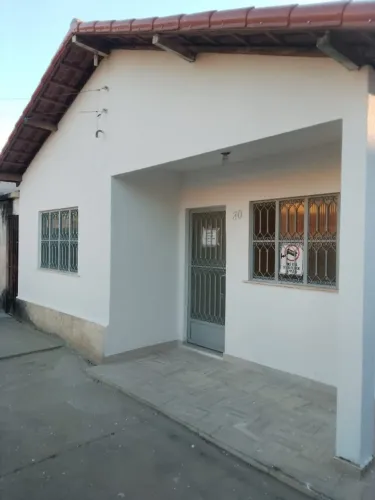 Casa de 2 quartos para alugar no Outeiro das Pedras - Itaboraí