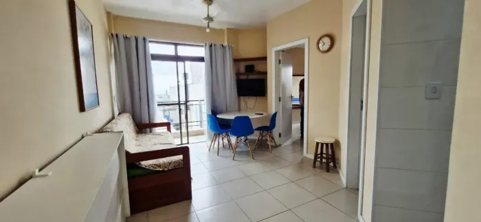 Apartamento a venda em Canavieiras 50m do mar, a praia praticamente na porta de casa.