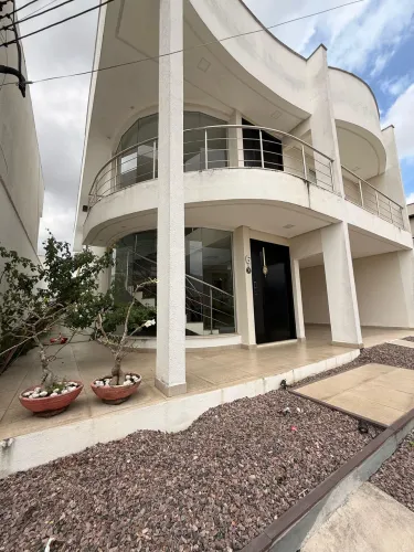 Casa com 4 suítes, 329m2, à venda por R$ 1.850.000