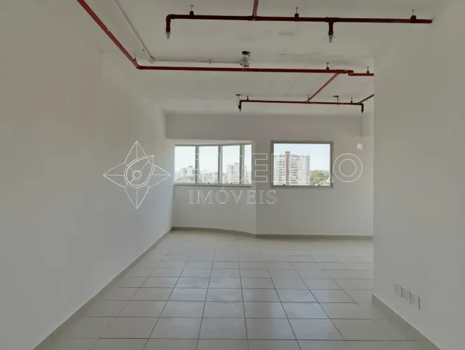 Sala comercial com 102m² para locação no Jardim Botânico