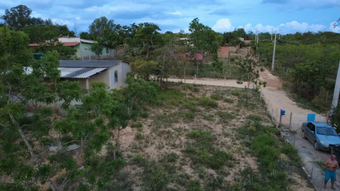Lote 360 m na cachoeira do choro .