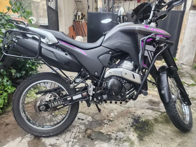 Lander 250 2025  ,vendo ou troco por zontes 350 adv.
