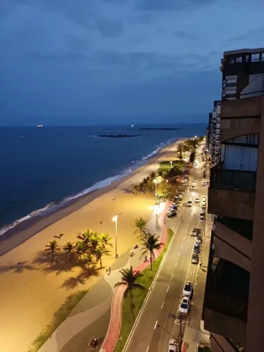 Lindo 2 quartos mobiliado frente mar Itapuã