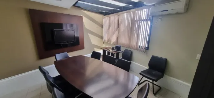 Sala comercial para locação no Cambui em Campinas com 70m² e 1 vaga de garagem Sala Comerc