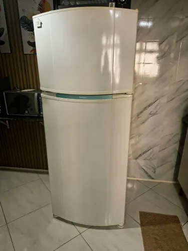 Geladeira em ótimo estado