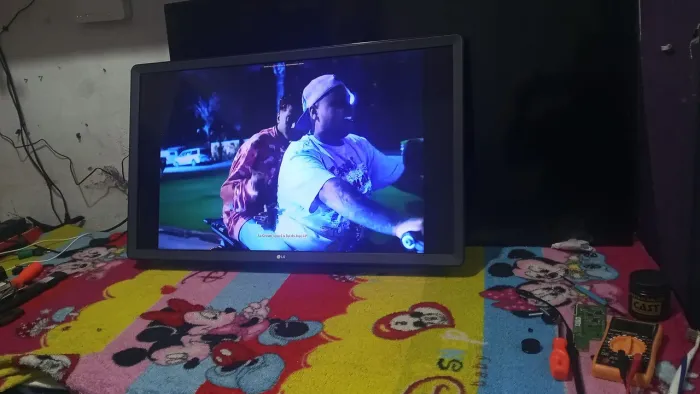 Vendo tv LG 32 smart