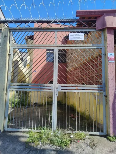 Portão de abrir para garagem2,63 L x 2,30 dealtura mais a bandeira