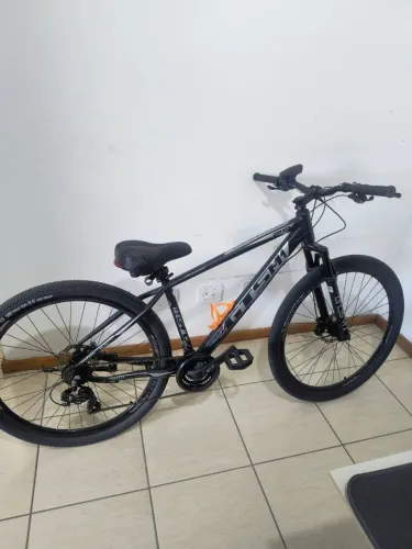 Bicicleta 29 GTS M1 Freio a Disco Câmbio Shimano 21v Advanced<br>R$ 800,00