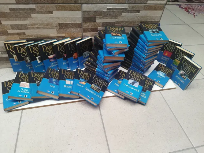 Coleção de Livros da Danielle Steel