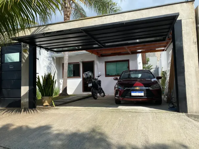 Casa para venda tem 79 metros quadrados com 2 quartos