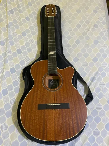 Violão Strinberg SL200C Nylon Super Flat  Muito Conservado