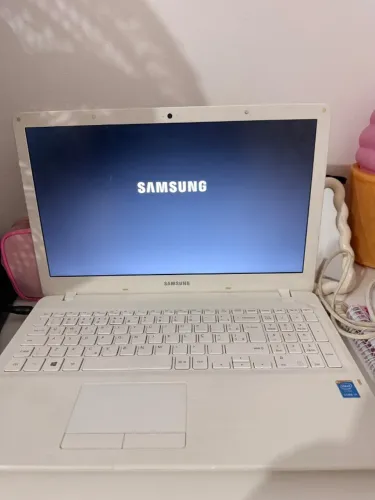 Notebook NP300E5K