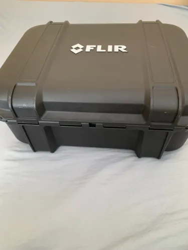 Câmera Termográfica FLIR E8XT