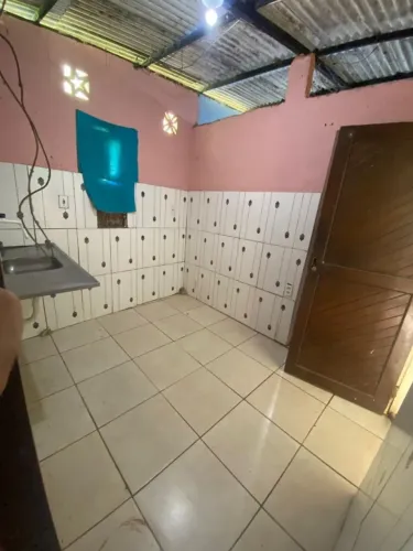 ? VENDE-SE KITNET - SETE DE ABRIL OPORTUNIDADE IMPERDÍVEL!
