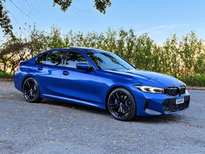 BMW 320I A 2.0 TB M Sport Activeflex 16V 4P 2023