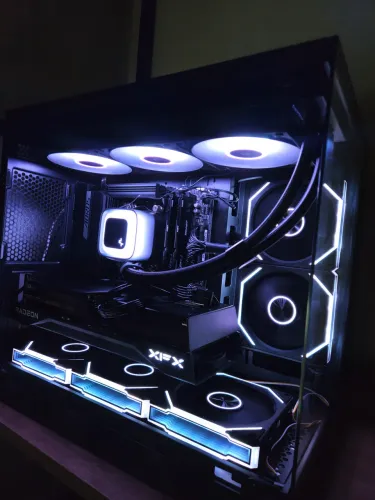 PC TOPZERA DAS GALAXIAS (9800X3D, 9070XT) TUDO NOVO!