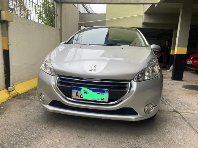 Peugeot 208 Allure 1.5 Flex 8V 5P 2015
