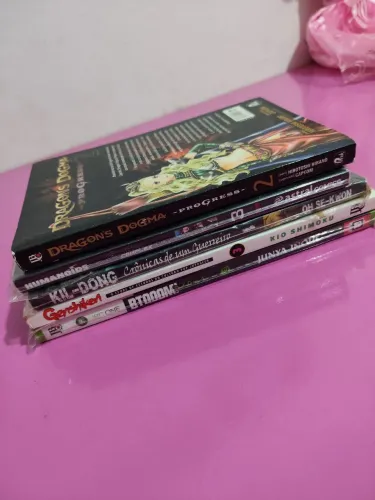 Lote mangás variados Dragons Dogma Kil-Dong Omega Complexo Genshiken Btooom