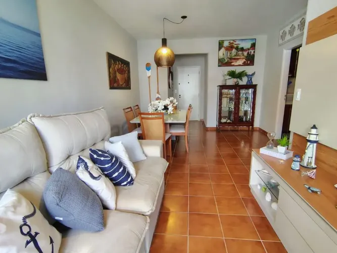 Guarujá 3 dts 85m2 uteus  Área Nobre 2 grs