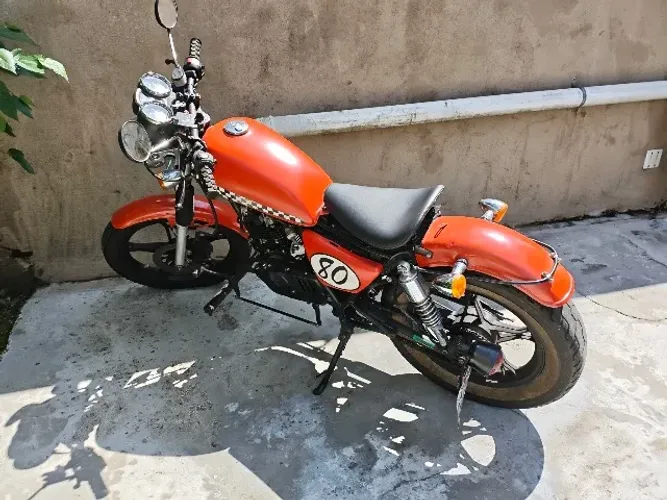 SUZUKI INTRUDER 125