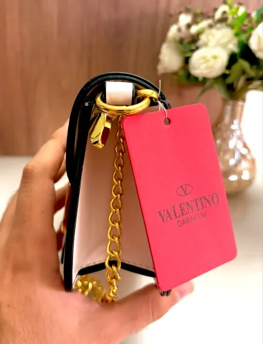 Bolsa linha premium luxo Valentino Garavani