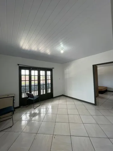 Apartamento com 2 Quarto(s) e 1 banheiro(s) para Alugar, 70 m² por R$ 1870 / Mês