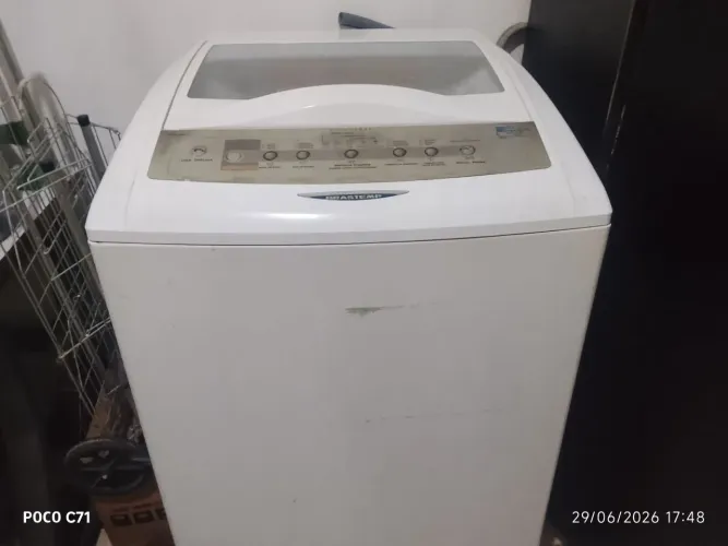 Máquina de lavar com defeito