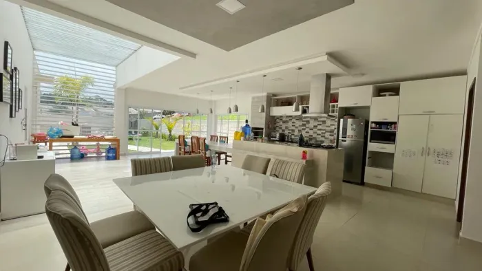 Casa alto padrão à venda no Condomínio Villa D`Ouro em Vinhedo - SP