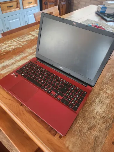 Notebook Acer A4 Quadcore Aspire e-521