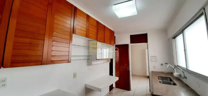 Apartamento para aluguel no Condomínio Edifício Veneza em Valinhos/SP