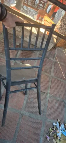 Cadeiras de plástico