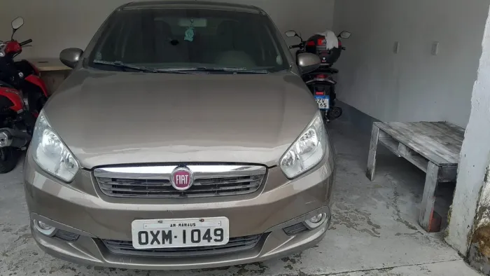 Fiat Grand Siena Essence Dual. 1.6 Flex 16V 2015