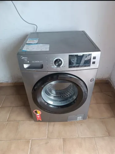 Máquina de lavar roupa Midea 11kg