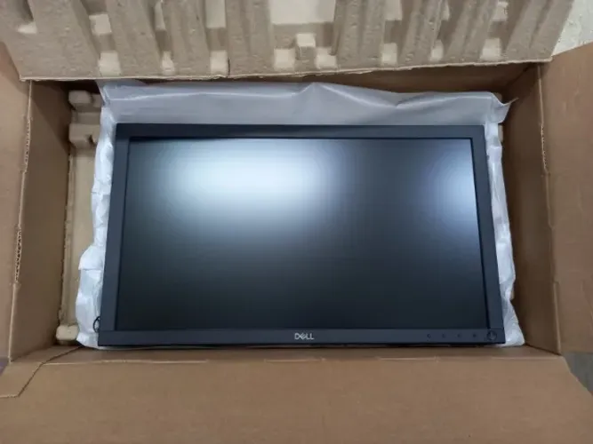 Monitor Dell E2020H