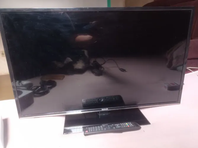 Vendo tv 32' não é smart