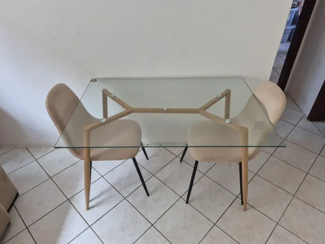 Mesa de Vidro.