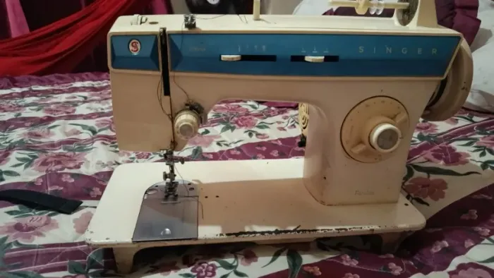 Máquina de costura Singer 288