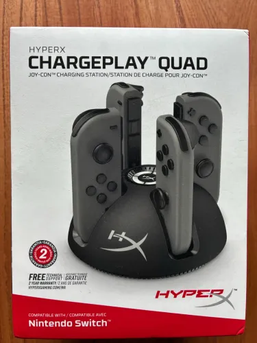 HyperX ChargePlay Quad - Carregador para Joy-Con - excelente estado- acompanha caixa.