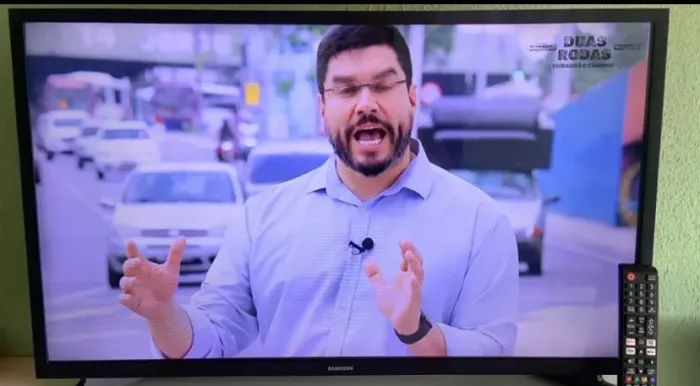 TV SMART SEMI NOVA SAMSUNG