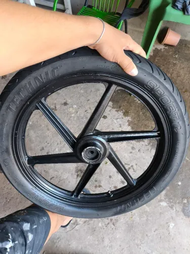 Pneu + Câmara + Rodão