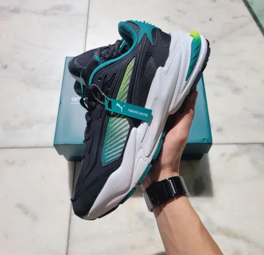Tênis Puma RS Surge x Aston Martin