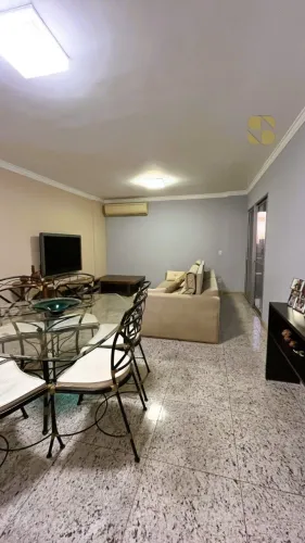 Apartamento no edifício NEWYORK com 165M², 3quartos sendo 2 suites, 1 closet, planejados e