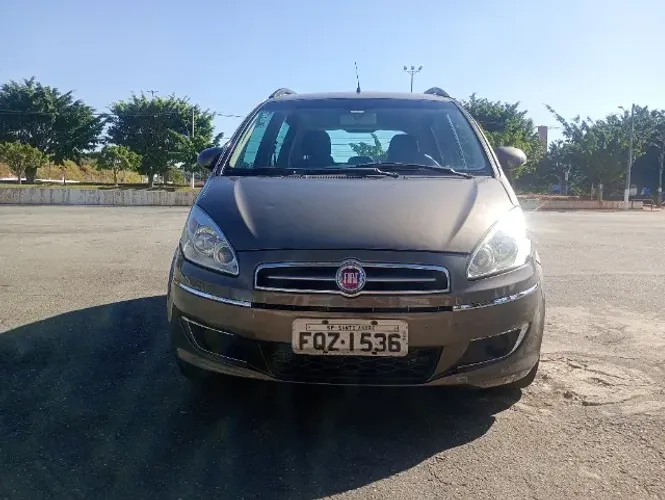 Fiat Idea Essence Dualogic 1.6 Flex 16V 5P 2014