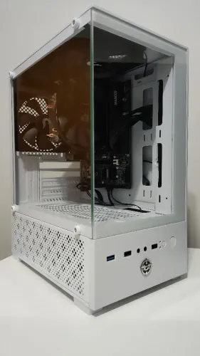 PC GAMER: Ryzen 5 3400G Memória 16GB e M2