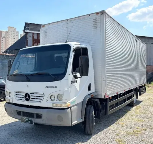 Mercedes Accelo 915c 2011 Baú Longo 6 Pneus Novos Revisado