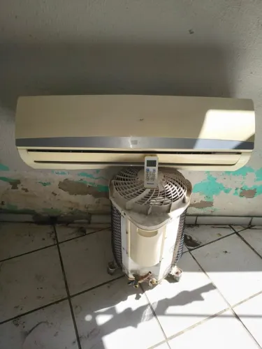 Ar condicionado Springer 18.000 Btus