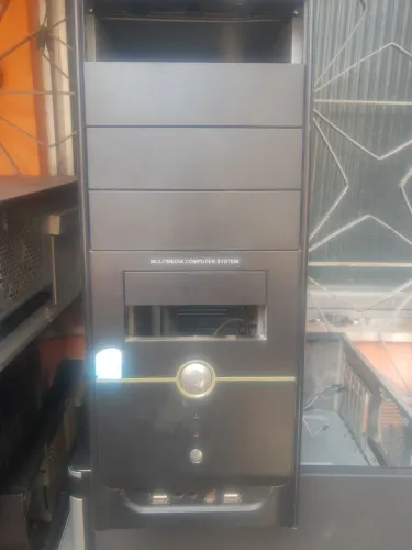 Gabinetes usados 