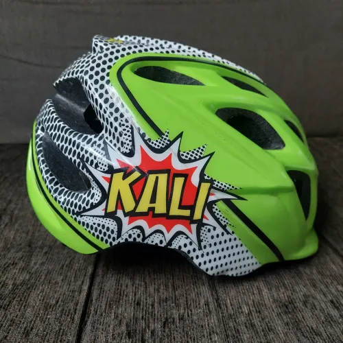 Capacete ciclismo infantil Kali pouco uso