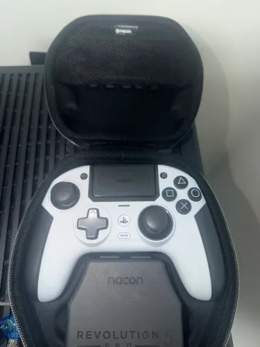 CONTROLE NACON REVOLUTION PRO 5 USADO SÓ PRA TESTE NOVO 